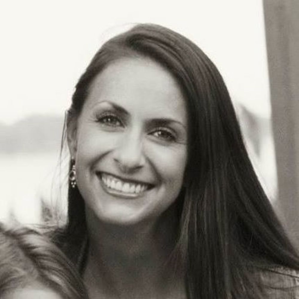 Meet your Posher, Dena